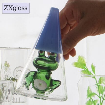glass-frog-beaker-rig-show